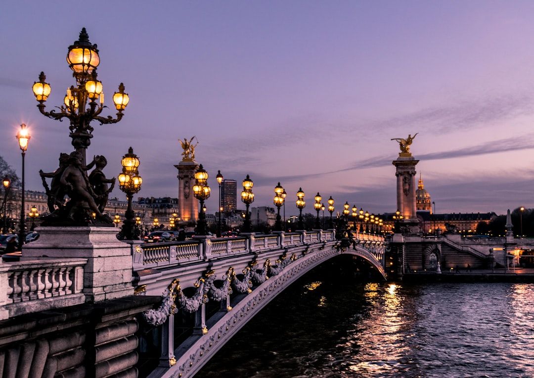 Paris Fares: The Beauvais Trap and the Eurostar Comparison